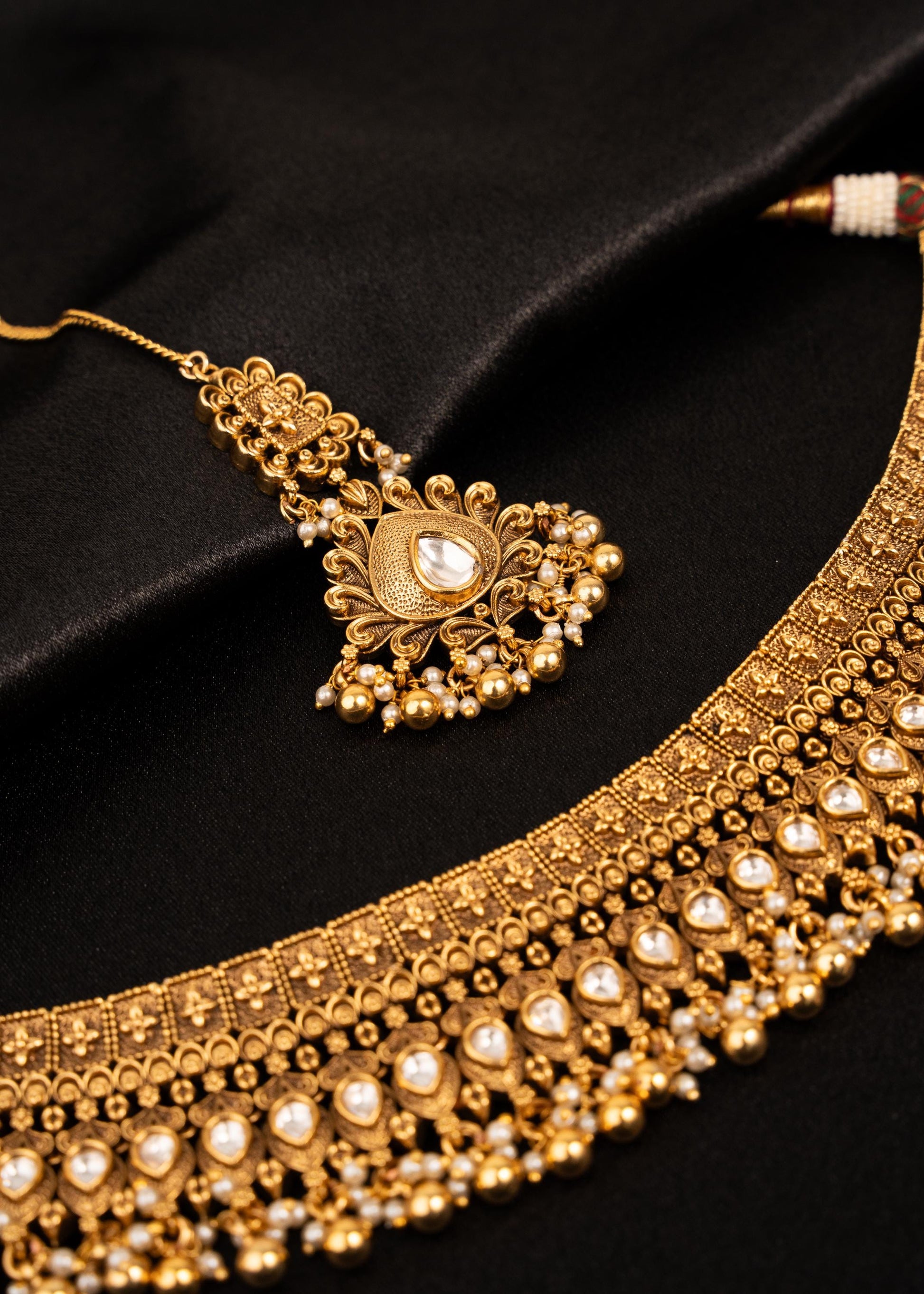 Antique Gold Plated Necklace Set/ Kundan Bridal jewelry/ Wedding Necklace with Earrings & Maang Tikka/ Traditional Jewelry/ Ethnic Jewelry