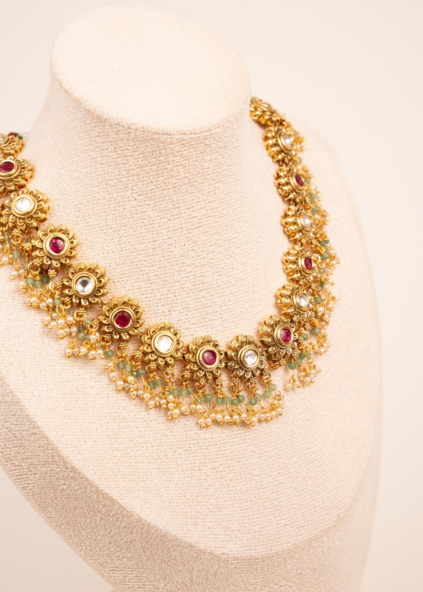Premium Kundan Choker Necklace Set/ Gold Bridal Jewelry/ Indian Wedding Jewelry/ Jhumka Earrings/ Traditional Jewelry/ Statement Jewelry