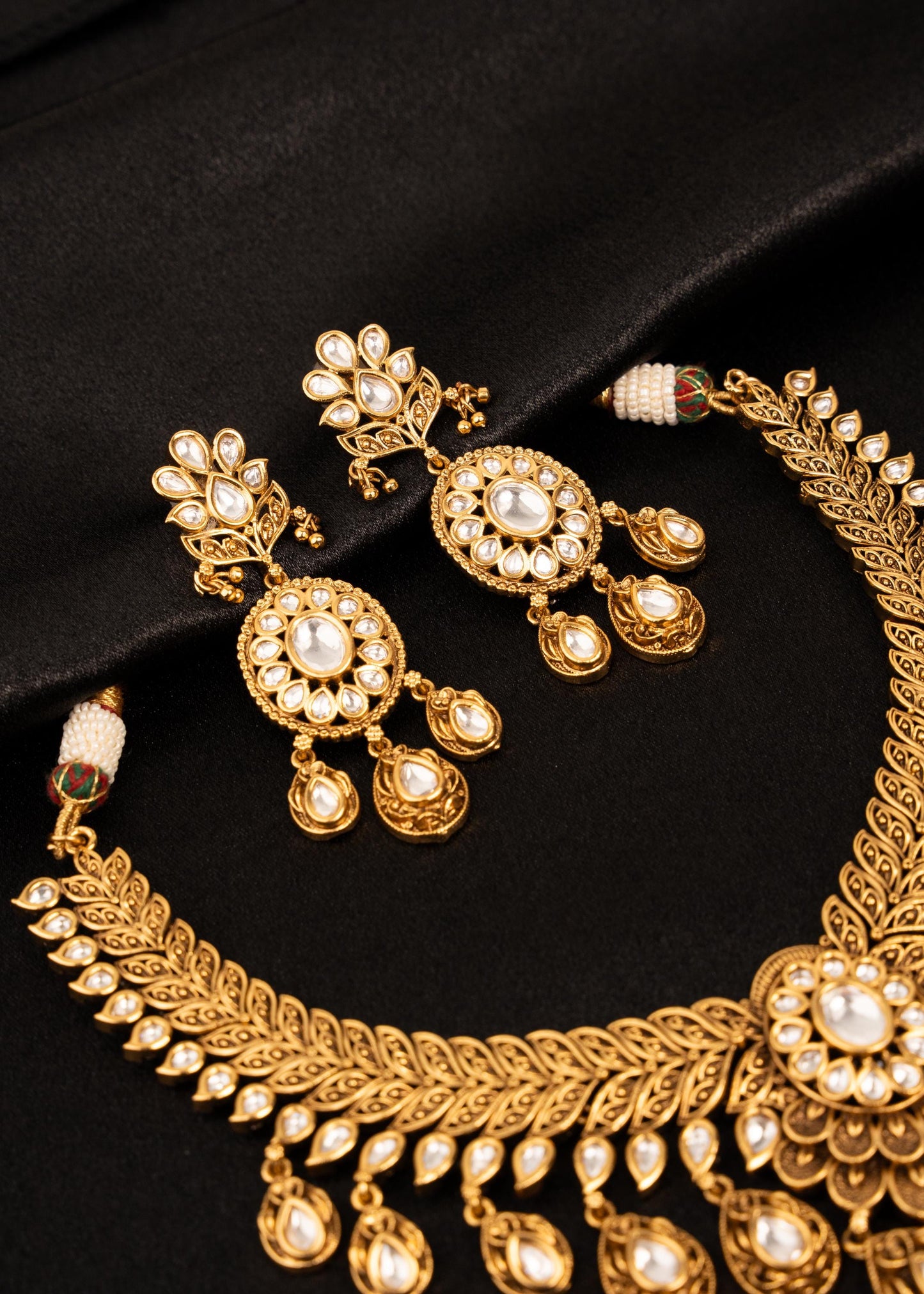 Premium Antique Gold Kundan Choker Necklace Set/ Traditional Jewelry/ Statement Necklace/ Indian Jewelry/ Wedding Necklace/ Bridal Wear