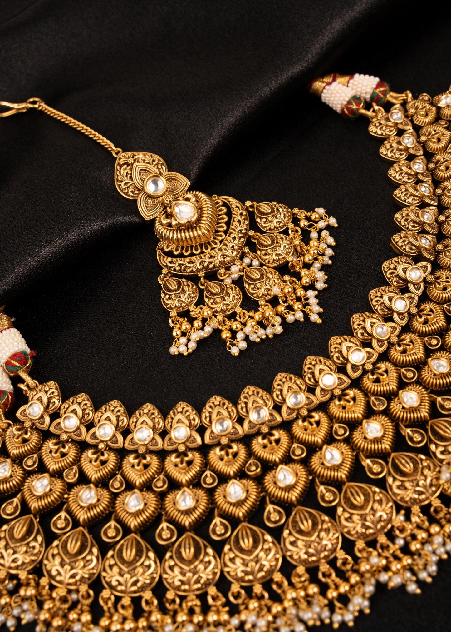 Premium Gold Plated  Kundan Bridal Choker Necklace Set/ Traditional Jewelry/ Indian Jewelry/ Wedding Necklace/ Antique Jewelry/ Maang Tikka