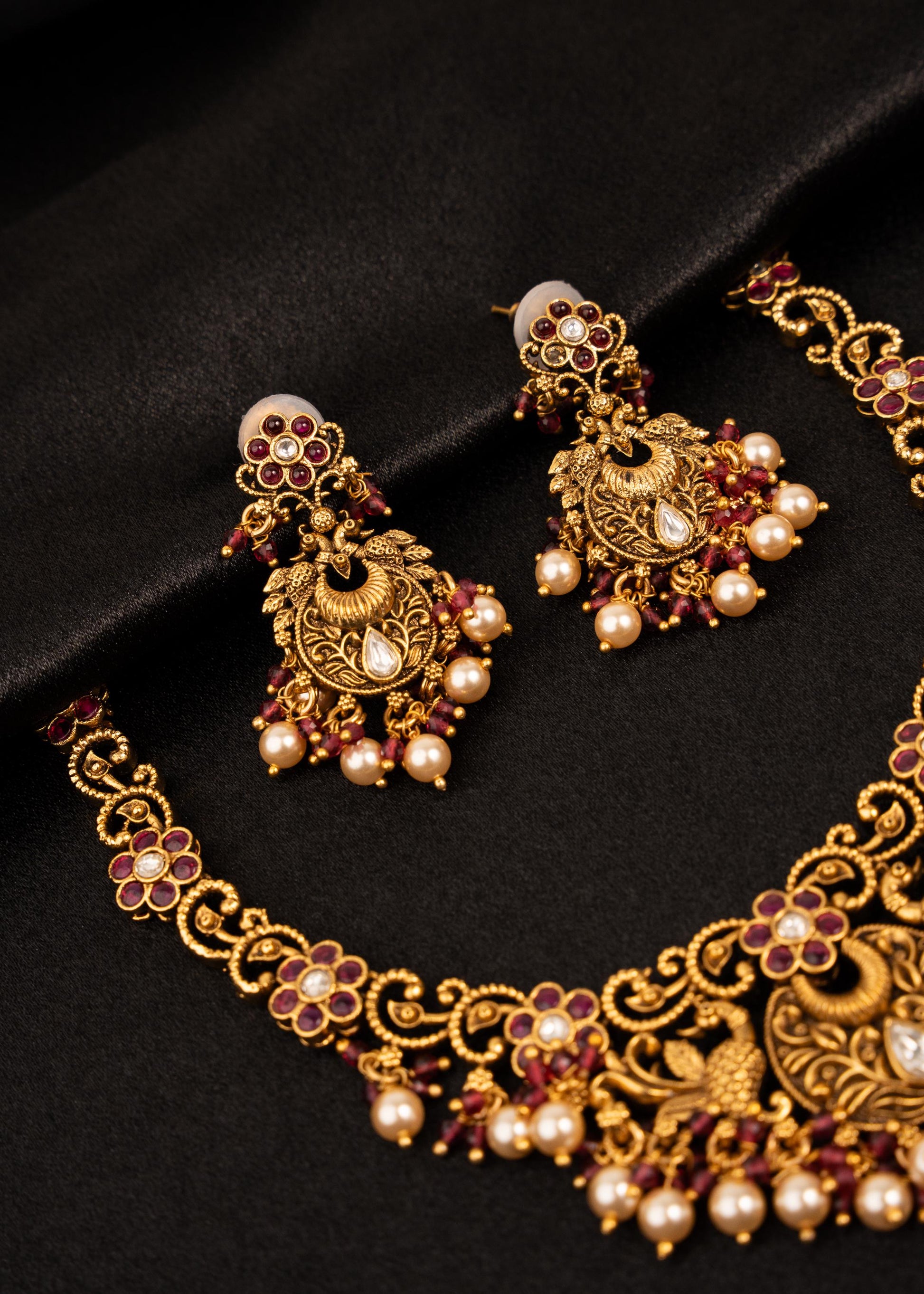 Traditional Antique Gold Choker Necklace Set/ Indian Jewelry/ Gold Plated Pearl Necklace Set/ Ethnic Wedding Jewelry/ Temple Jewelry/ Ruby