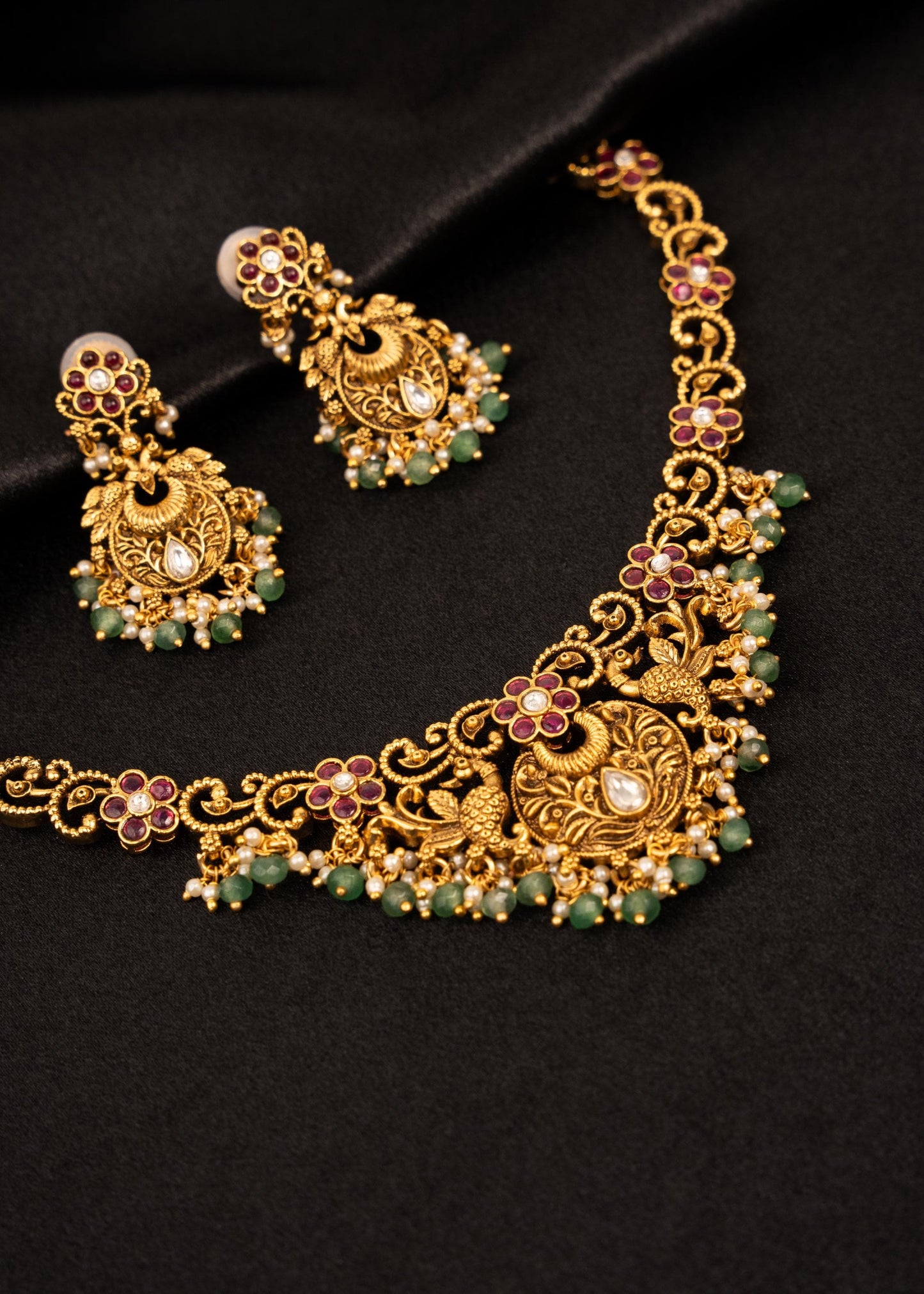 Traditional Antique Gold Choker Necklace Set/ Indian Jewelry/ Gold Plated Pearl Necklace Set/ Ethnic Wedding Jewelry/ Temple Jewelry/ Ruby