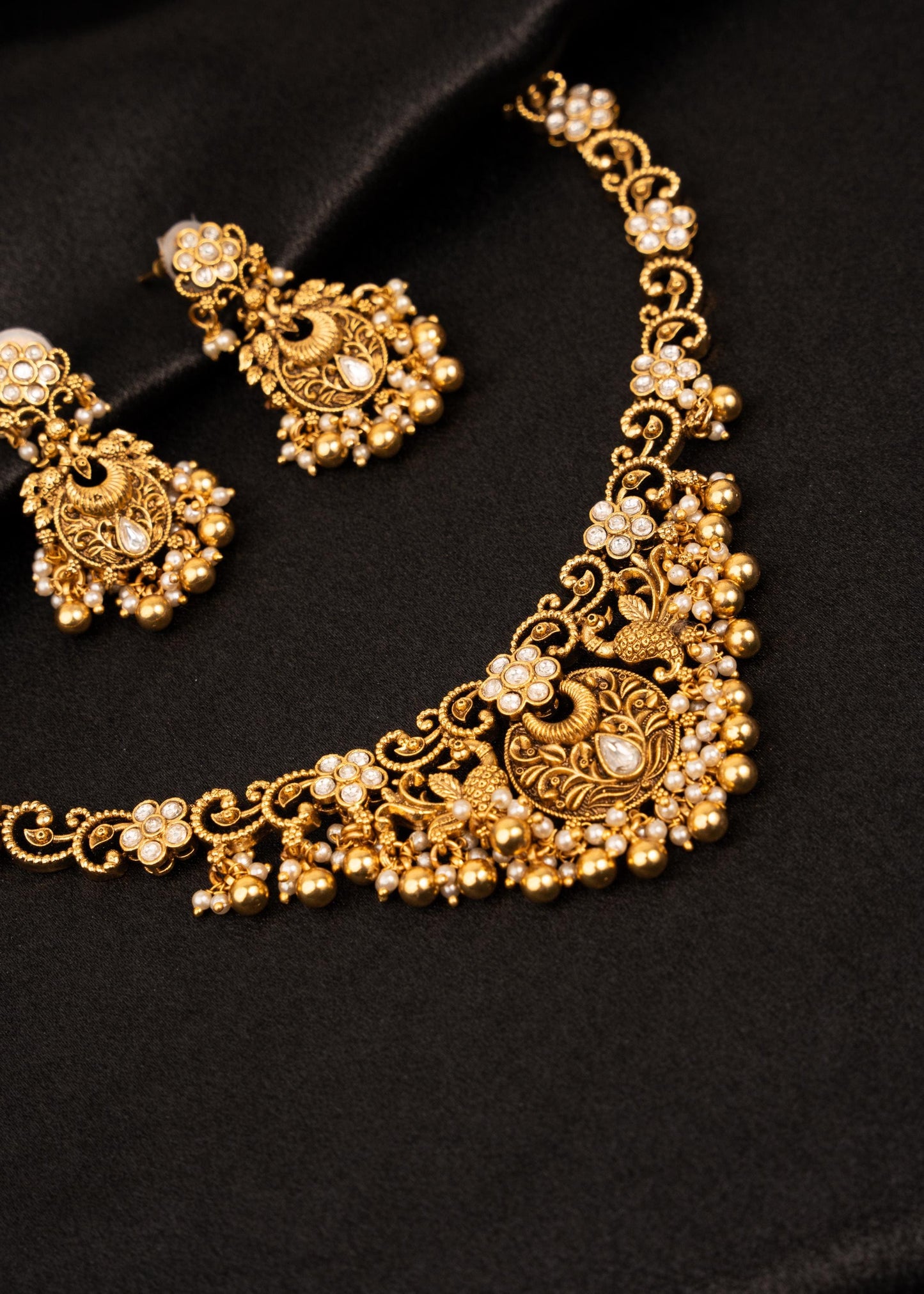 Traditional Antique Gold Choker Necklace Set/ Indian Jewelry/ Gold Plated Pearl Necklace Set/ Ethnic Wedding Jewelry/ Temple Jewelry/ Ruby