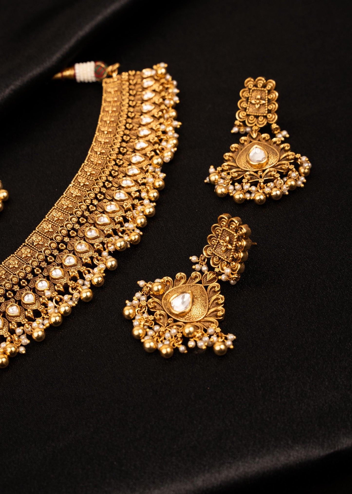 Antique Gold Plated Necklace Set/ Kundan Bridal jewelry/ Wedding Necklace with Earrings & Maang Tikka/ Traditional Jewelry/ Ethnic Jewelry