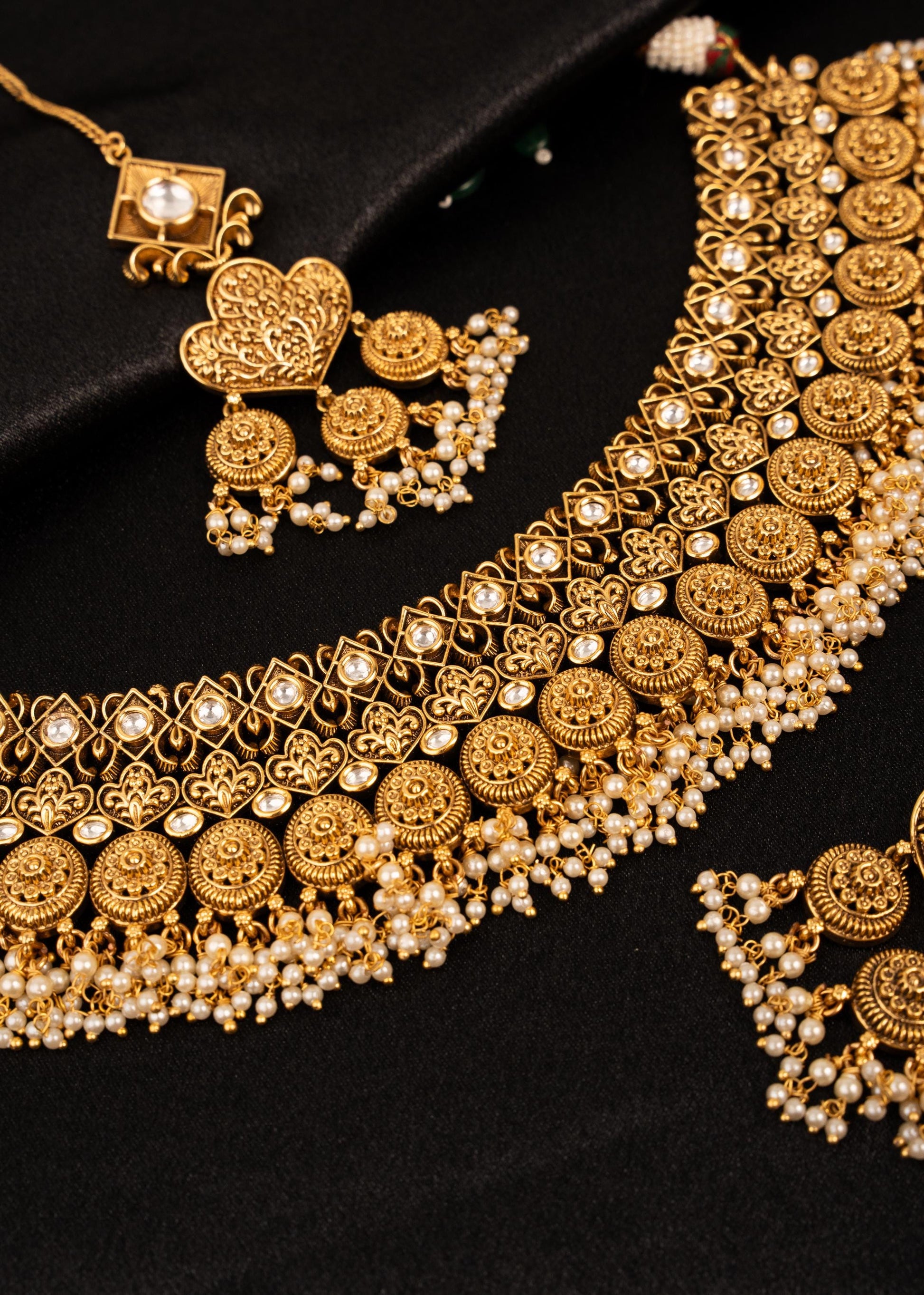 Antique Gold Plated Bridal Necklace Set/ Indian Bridal Temple Jewelry Set/ Pearl Wedding Jewelry/  Choker with Earrings & Maang Tikka