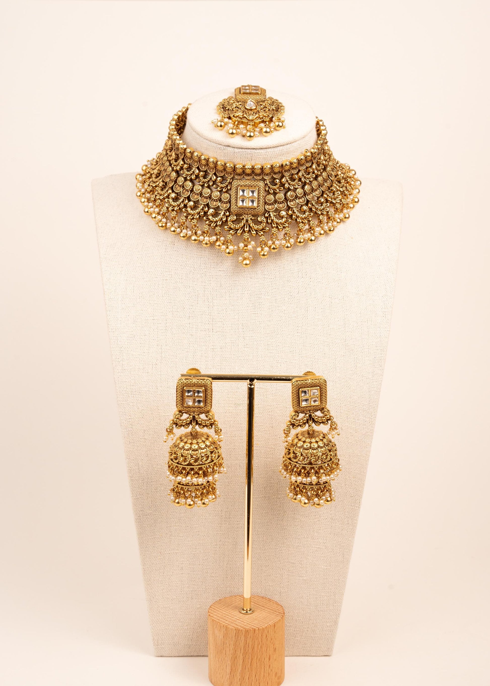 Highly Detailed Gold Plated Kundan Neckalce Set/ Indian Jewelry/ Bridal Choker Set/ Ethnic Wedding Jewelry/ Statement Necklace Set