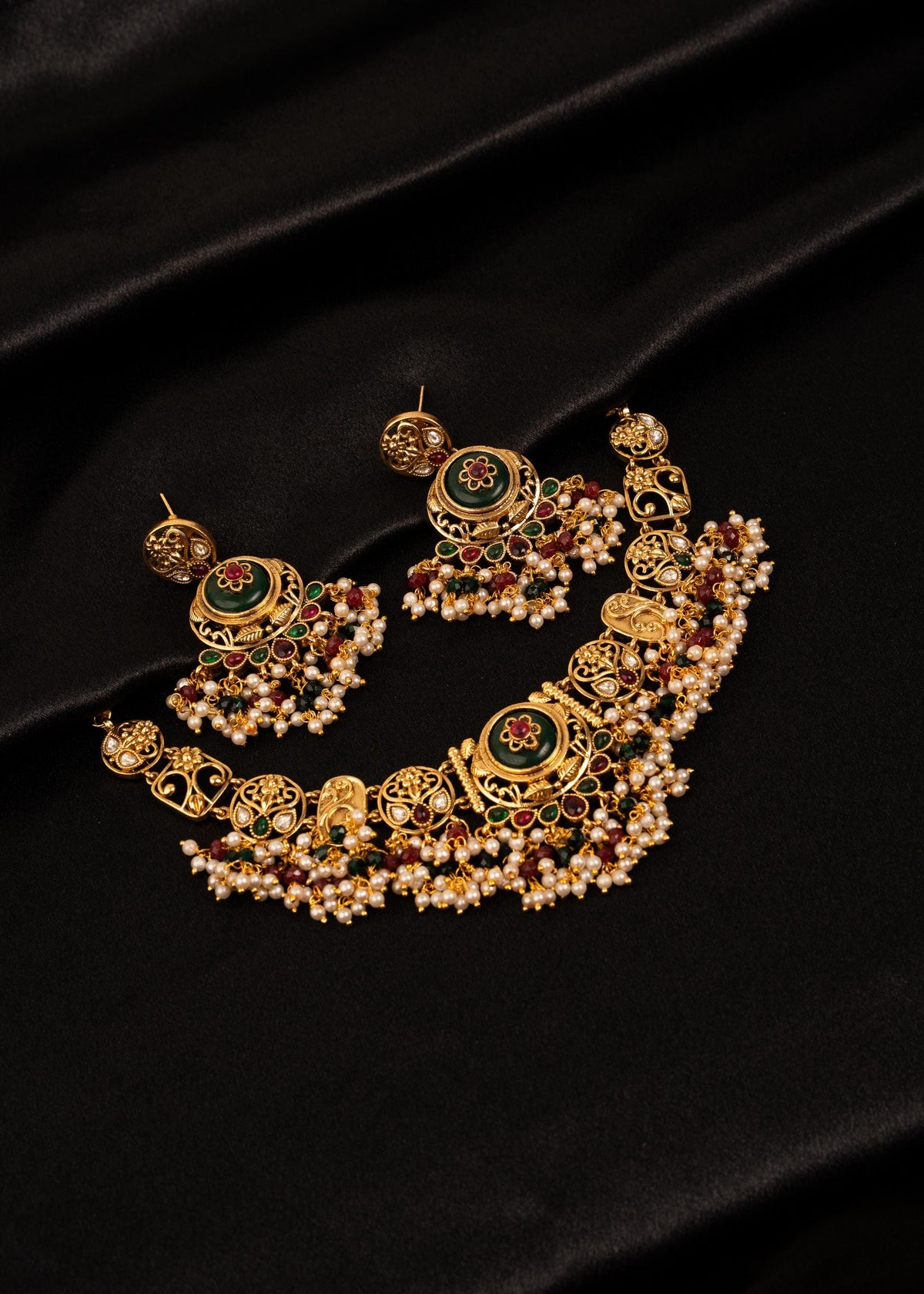 Premium Gold Plated Kundan Choker Necklace/ South Indian Jewelry/ Pakistani Jewelry/ Statement Necklace/ Minimalist Jewelry/ Indian Wedding