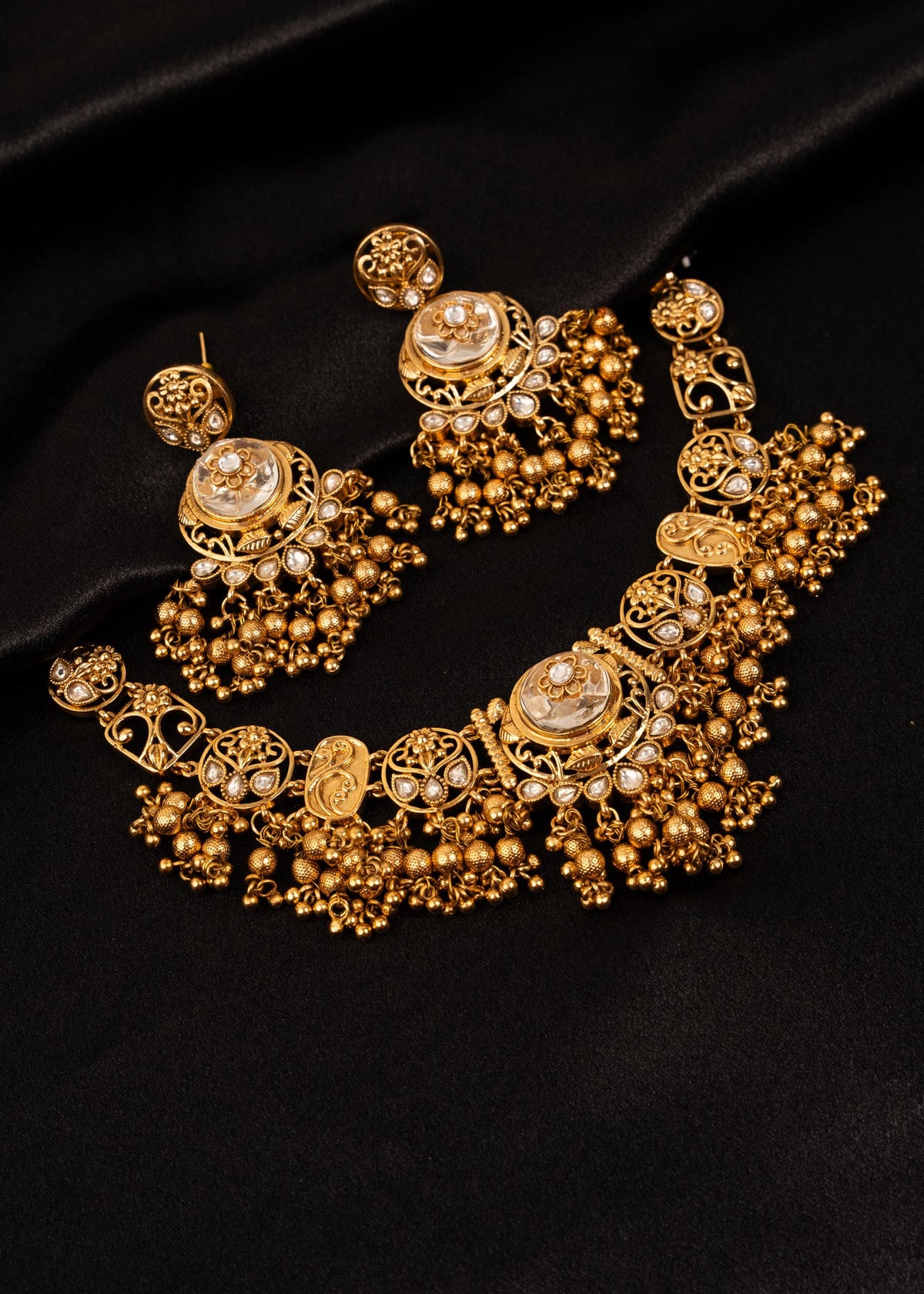 Premium Gold Plated Kundan Choker Necklace/ South Indian Jewelry/ Pakistani Jewelry/ Statement Necklace/ Minimalist Jewelry/ Indian Wedding