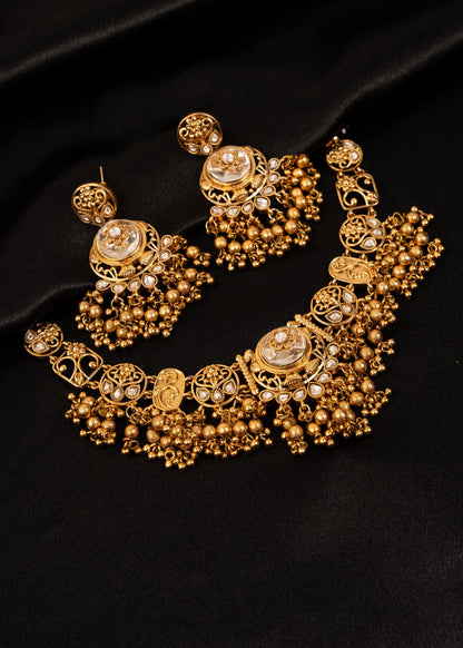 Premium Gold Plated Kundan Choker Necklace/ South Indian Jewelry/ Pakistani Jewelry/ Statement Necklace/ Minimalist Jewelry/ Indian Wedding