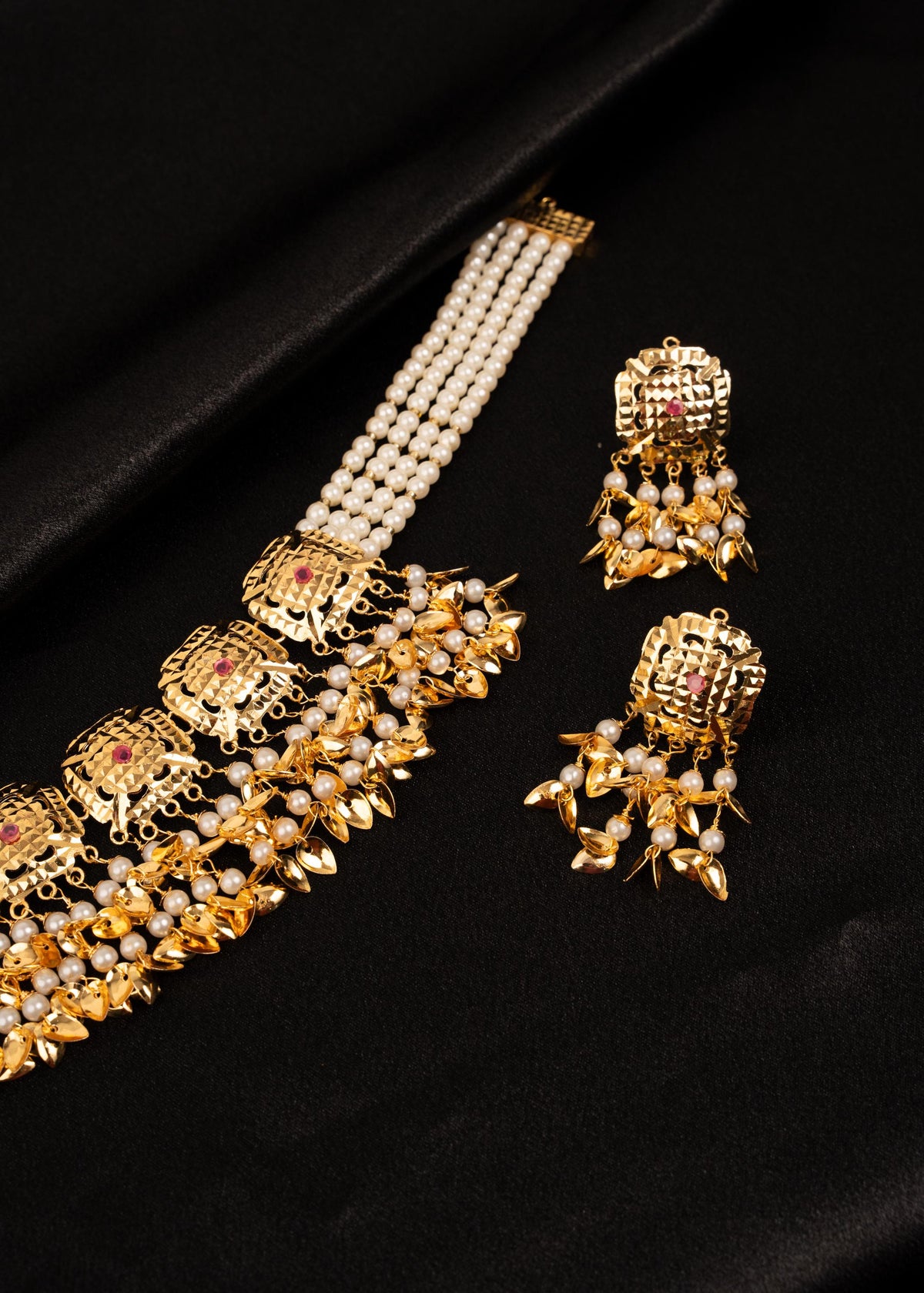 Heritage Pippal Patti Choker Necklace Set/ Traditional Jadau Jewelry/ Gold Plated Necklace Set/ Punjabi Jaggo Jewelry/ Golden Finish Jewelry