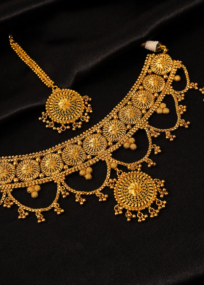 Viral Gold Plated Choker Necklace Set with Tikka/ Traditional Jewelry/ Indian Jewelry/ Statement Necklace/ Wedding Jewelry/ Festive Wear