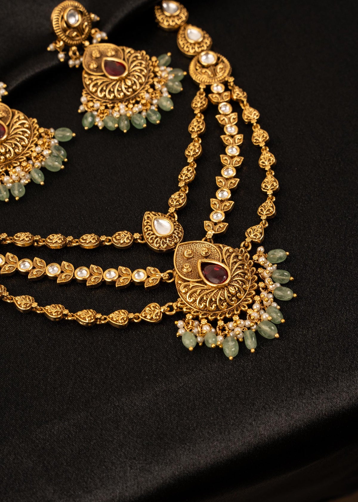Premium Kundan Layered Necklace Set/ Indian Jewelry/ Wedding Choker Necklace/ Statement Necklace/ Pakistani Jewelry/ Bridal Necklace Set/