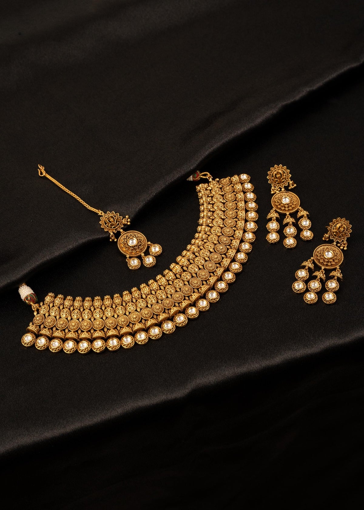 Premium Bridal Kundan Choker Necklace Set with Maang Tikka/ Indian Jewelry/ Wedding Jewelry/ Traditional Necklace/ Gold Plated Jewelry