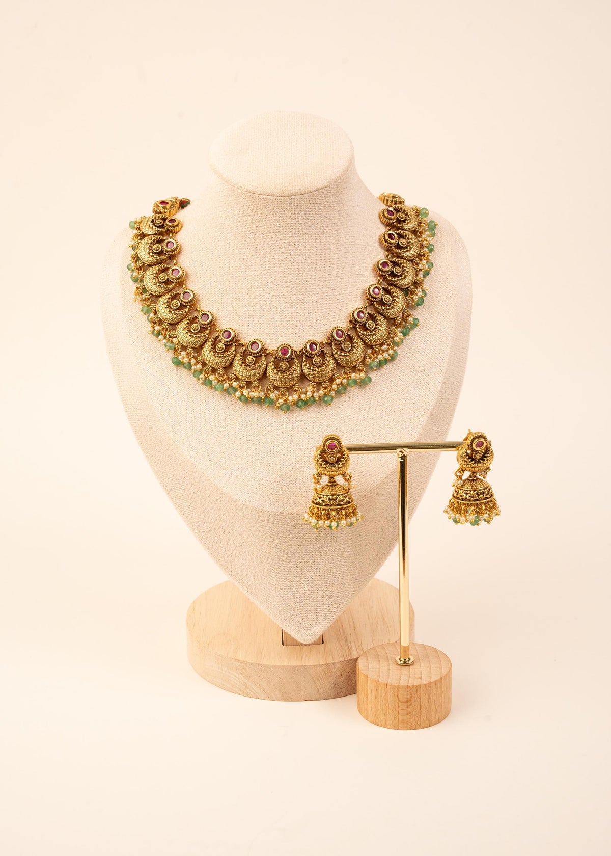 High Quality Kundan Choker Necklace Set/ Indian Jewelry/ Statement Jewelry/ Traditional Jewelry/ Wedding Jewelry/ South Indian Jewelry/ Ruby