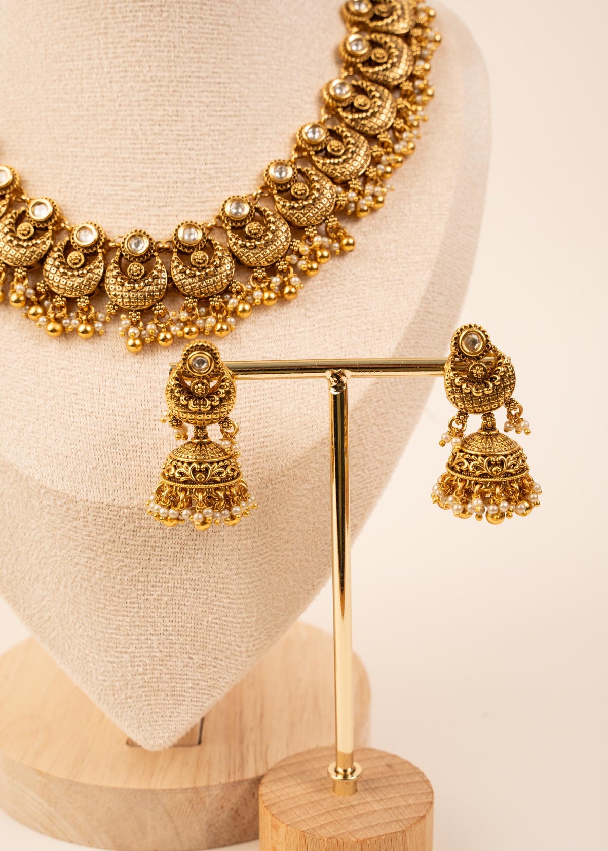 High Quality Kundan Choker Necklace Set/ Indian Jewelry/ Statement Jewelry/ Traditional Jewelry/ Wedding Jewelry/ South Indian Jewelry/ Ruby