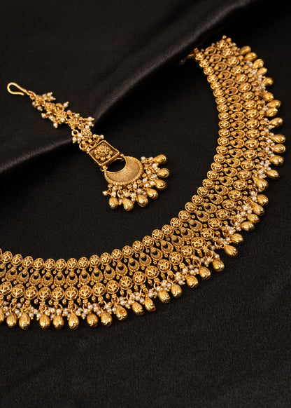 Exclusive Gold Plated Choker Necklace Set With Maang Tikka/ Indian Jewelry/ Wedding Necklace/ Antique Jewelry/ Statement Necklace/ Kundan