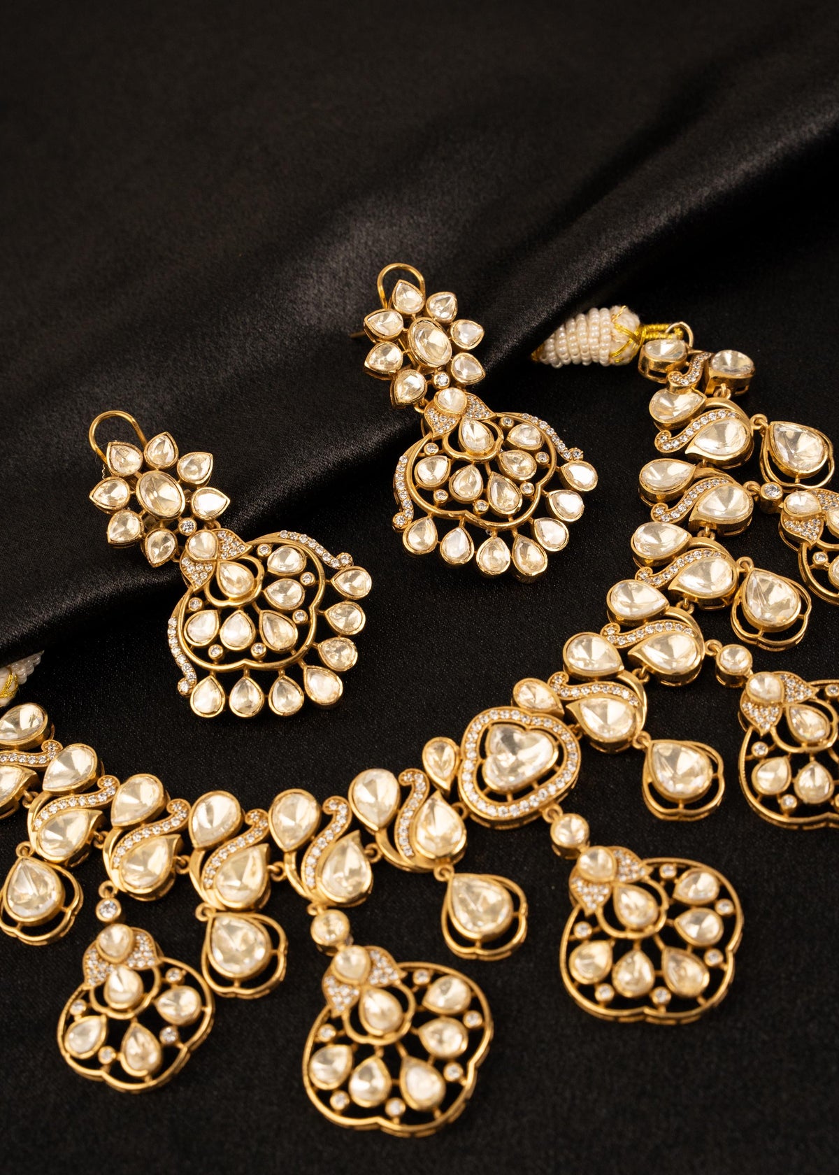 Exclusive Gold Tone Kundan Choker Necklace Set/ Indian Wedding Jewelry/ Bridesmaid Jewelry/ Traditional Jewelry/ Party Wear/ White Tone