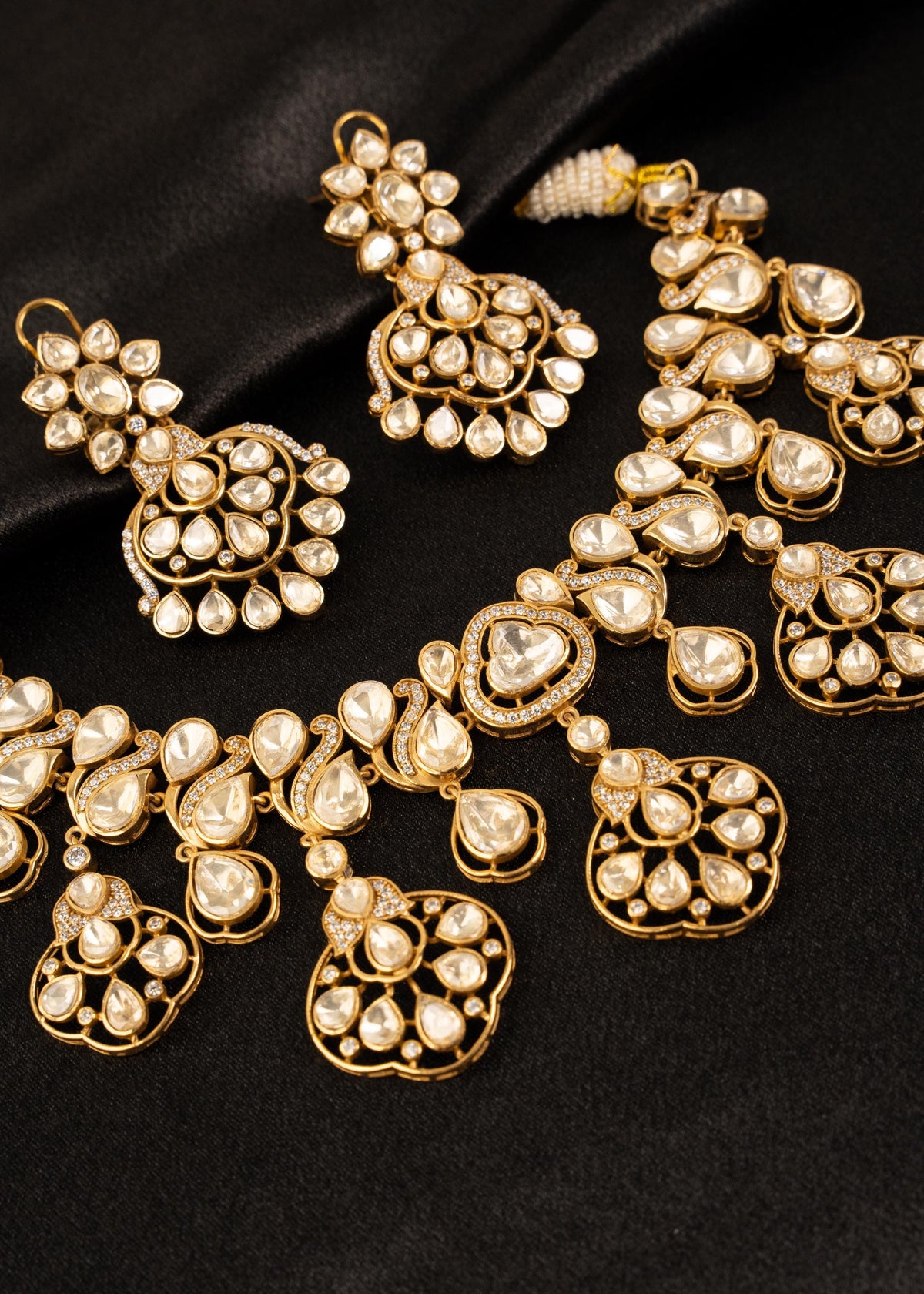 Exclusive Gold Tone Kundan Choker Necklace Set/ Indian Wedding Jewelry/ Bridesmaid Jewelry/ Traditional Jewelry/ Party Wear/ White Tone