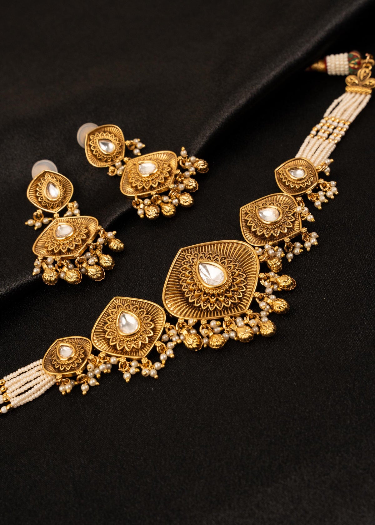 High Quality Gold Plated Kundan Choker Necklace Set/ Sleeek Necklace/ Indian Jewelry/ Statement Jewelry/ Antiique Jewelry/ Wedding Necklace