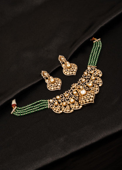 Luxury Kundan Choker Necklace Set/ Gold Tone Bridal Jewelry/ Emerald Green Beaded Necklace/ Indian Wedding Necklace/ Traditional Jewelry