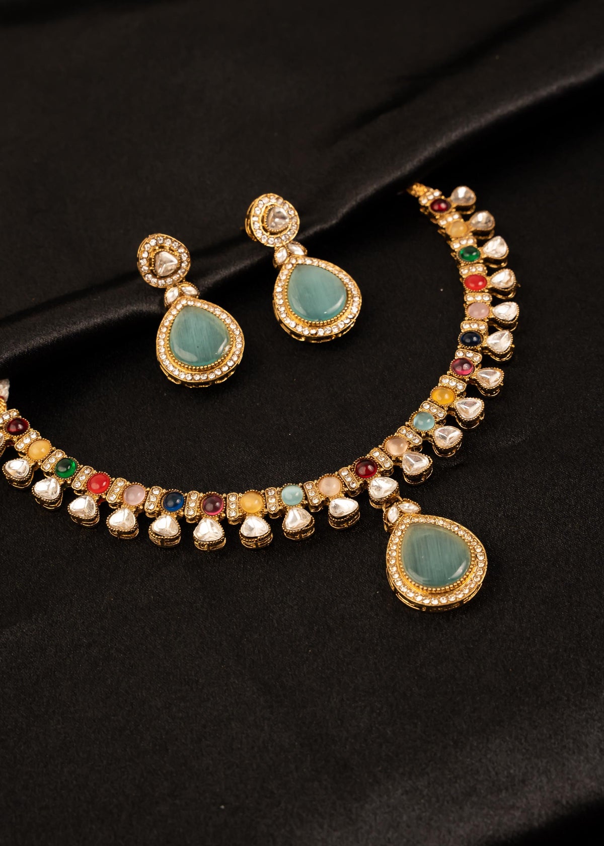 Sabyasachi Inspired Choker Necklace Set/ Indian Jewelry/ Statement Necklace/ Wedding Jewelry/ Multicolor Necklace/ Wedding Jewelry/ Green