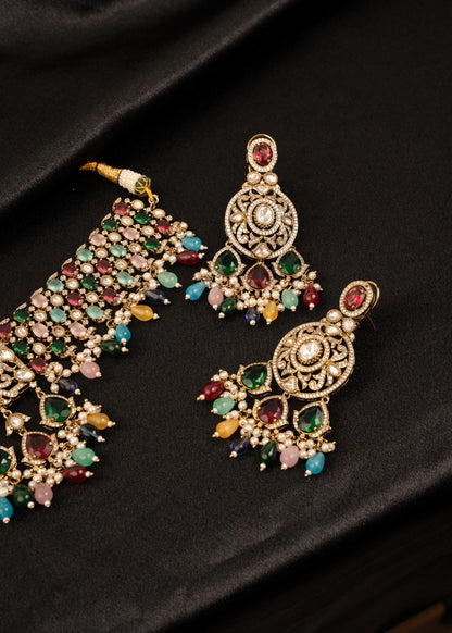 Exclusive Kundan Choker Necklace Set With Maang Tikka Set/ Indian Wedding Jewelry/ Traditional Jewelry/ Bridal Wear/ Statement Necklace