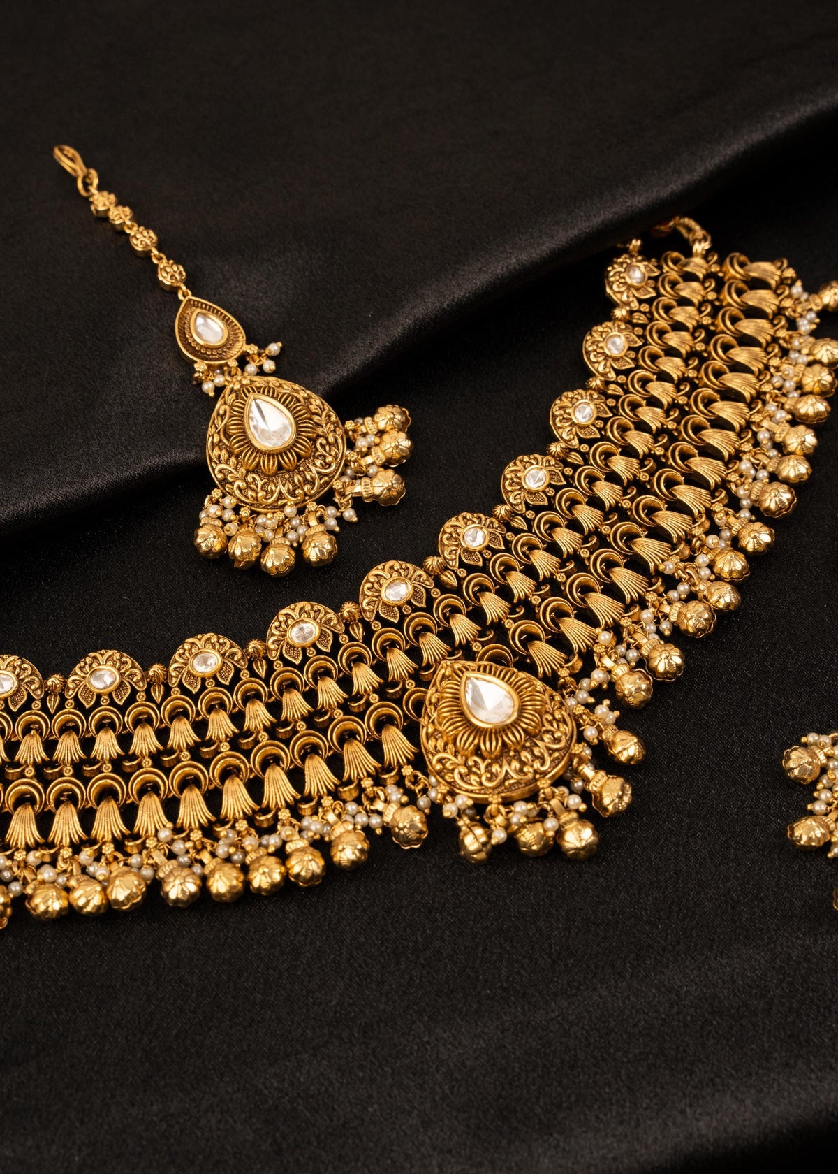 Premium Gold Plated Kundan Bridal Choker Necklace Set with Maang Tikka/ Traditional Jewelry/ Indian Wedding Necklace/ Bridal Jewelry