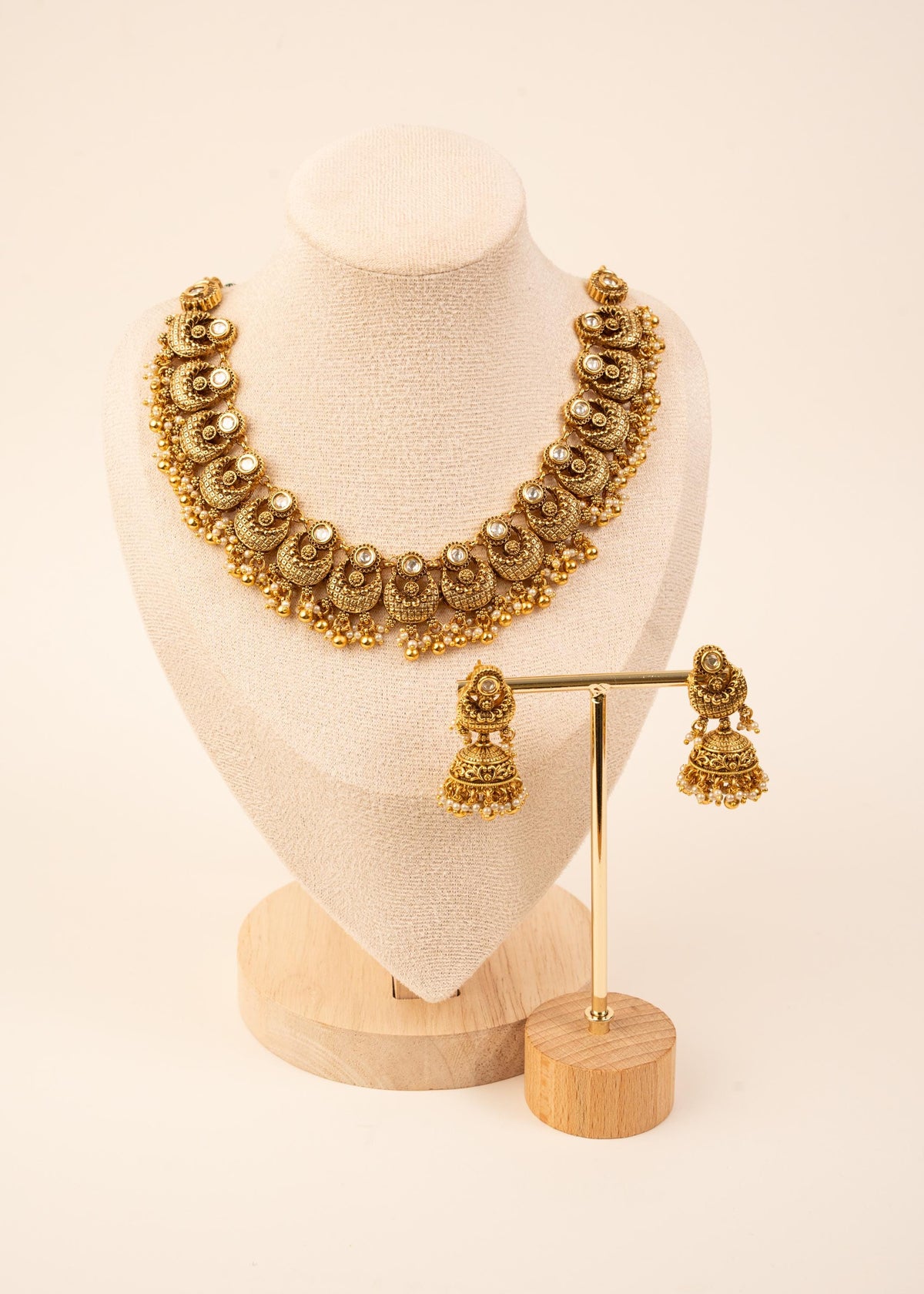 High Quality Kundan Choker Necklace Set/ Indian Jewelry/ Statement Jewelry/ Traditional Jewelry/ Wedding Jewelry/ South Indian Jewelry/ Ruby