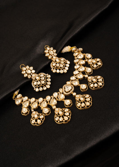 Exclusive Gold Tone Kundan Choker Necklace Set/ Indian Wedding Jewelry/ Bridesmaid Jewelry/ Traditional Jewelry/ Party Wear/ White Tone