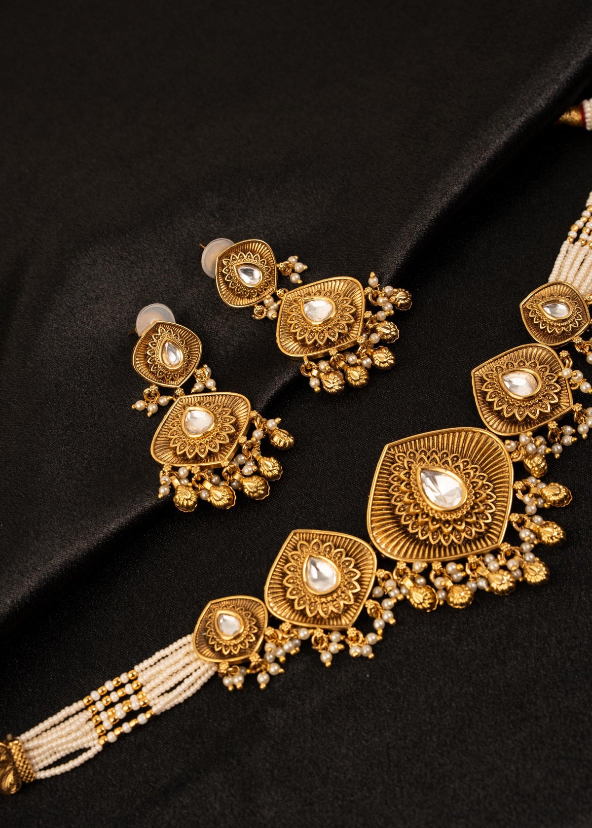 High Quality Gold Plated Kundan Choker Necklace Set/ Sleeek Necklace/ Indian Jewelry/ Statement Jewelry/ Antiique Jewelry/ Wedding Necklace