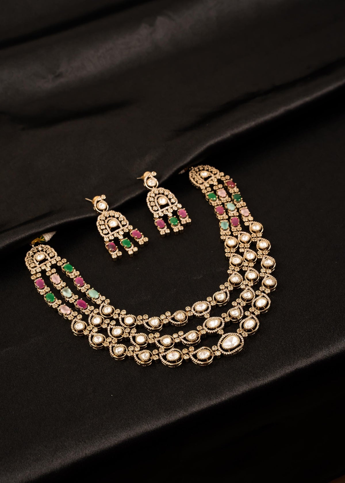 Premium Kundan Triple Layered Choker Nceklace Set/ Reception Wear/ Indian Wedding Jewelry/ Gold Plated Necklace/ Wedding Jewelry/ Multi