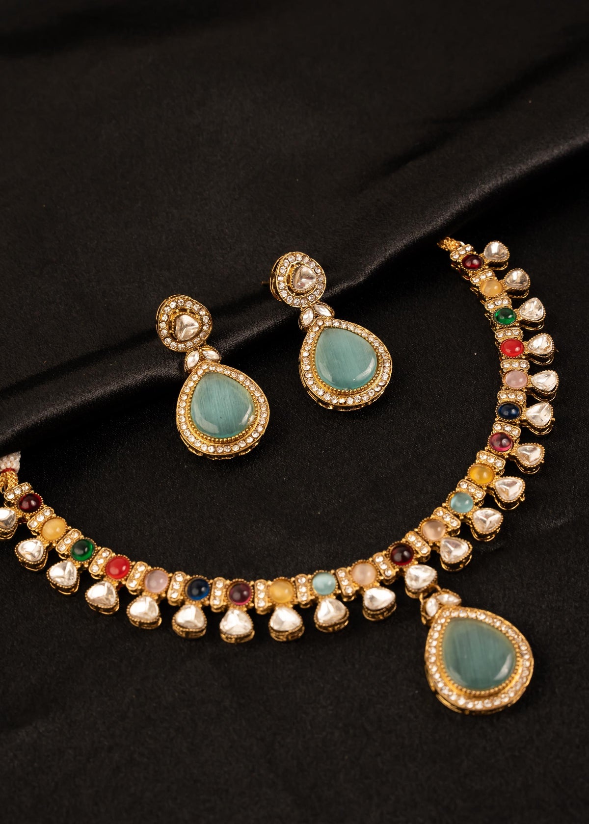 Sabyasachi Inspired Choker Necklace Set/ Indian Jewelry/ Statement Necklace/ Wedding Jewelry/ Multicolor Necklace/ Wedding Jewelry/ Green