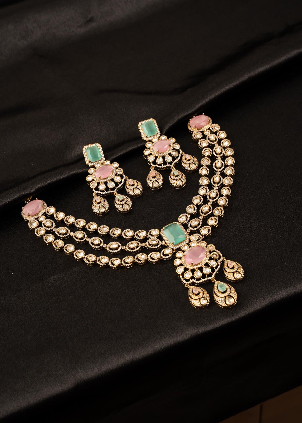 Premium Moissanite Double Layer Choker Necklace Set/ Gold Plated Bridal Jewelry/ Traditional Indian Wedding Jewellery/ Antique Gold Kundan