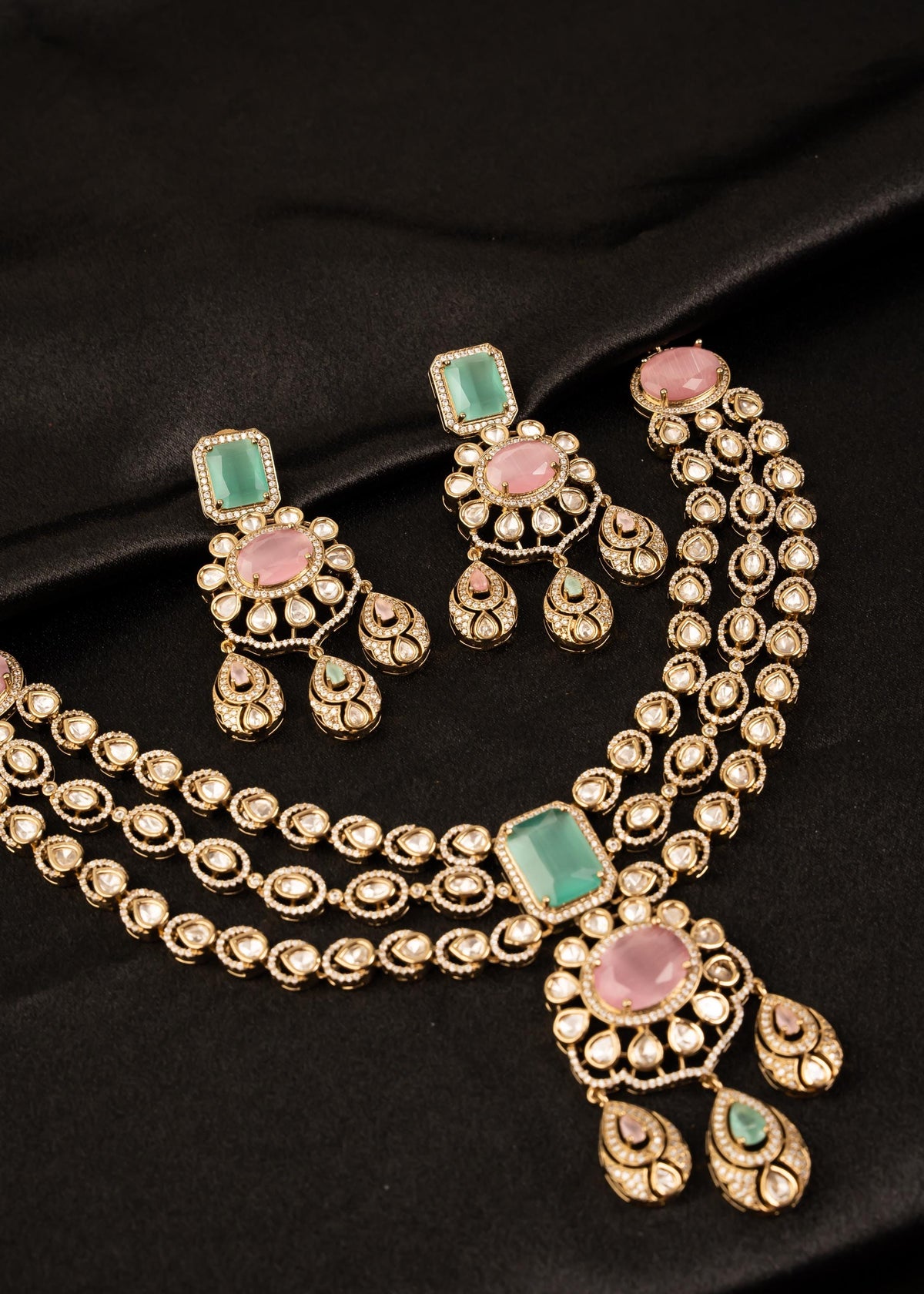 Premium Moissanite Double Layer Choker Necklace Set/ Gold Plated Bridal Jewelry/ Traditional Indian Wedding Jewellery/ Antique Gold Kundan