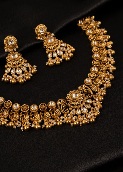 Premium Antique Gold Kundan Choker Necklace Set/ Green Beads Necklace/ Indian Wedding Necklace/ South Indian Jewelry/ Bridesmaid Jewelry
