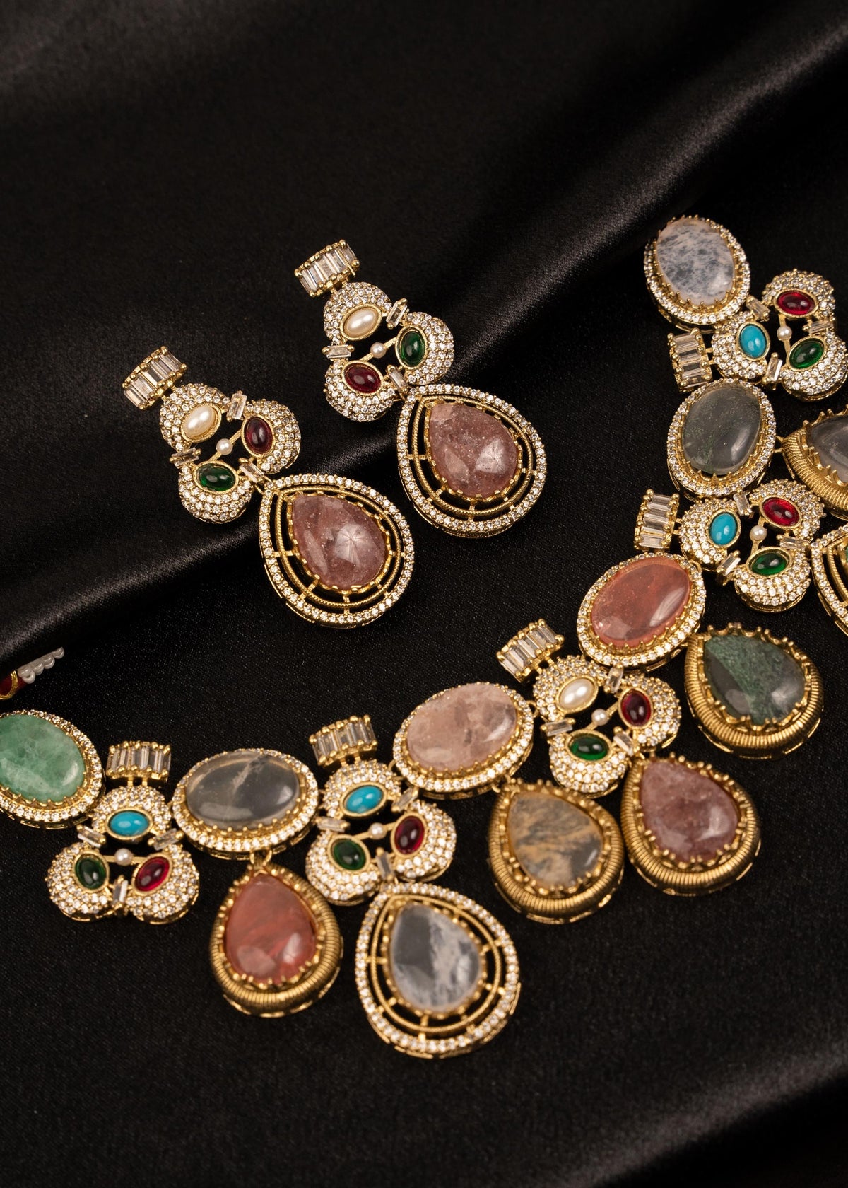 Sabyasachi Inspired Choker Necklace Set/ Designer Necklace/ Indian Wedding Jewelry/ Trendy Statement Necklace/ Wedding Jewelry/ Multicolor