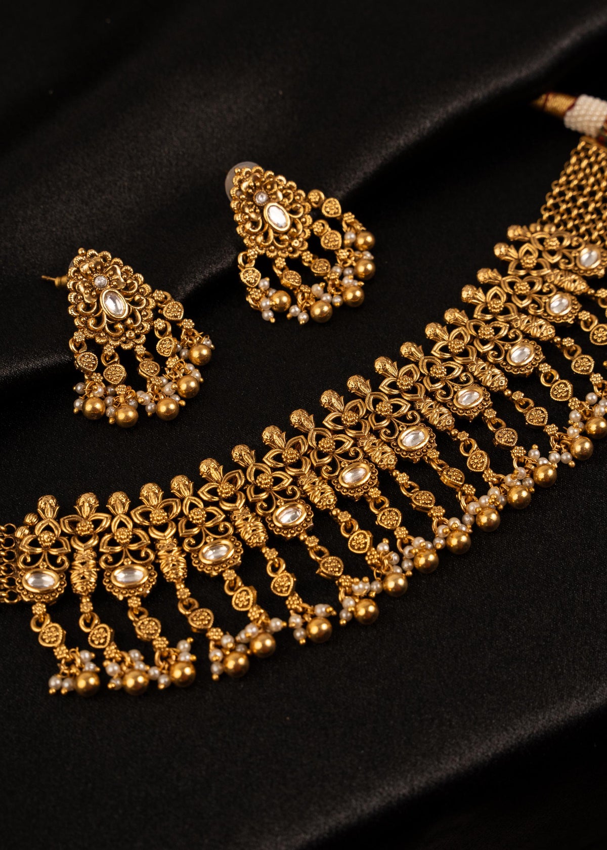 Gold Plated Kundan Choker Necklace Set/ Beaded Necklace with Small Earrings/ Statement Necklace/ Minimalistic Necklace/ Ruby/ Green/ Antique
