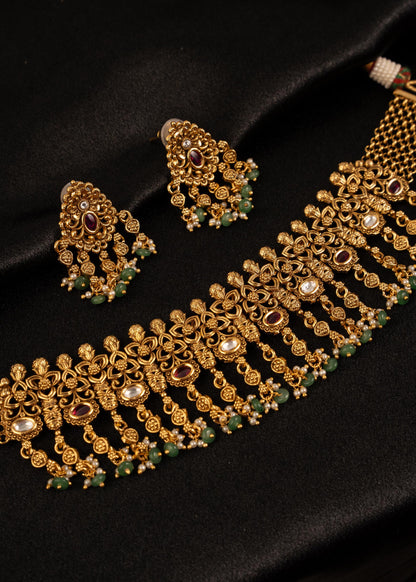 Gold Plated Kundan Choker Necklace Set/ Beaded Necklace with Small Earrings/ Statement Necklace/ Minimalistic Necklace/ Ruby/ Green/ Antique