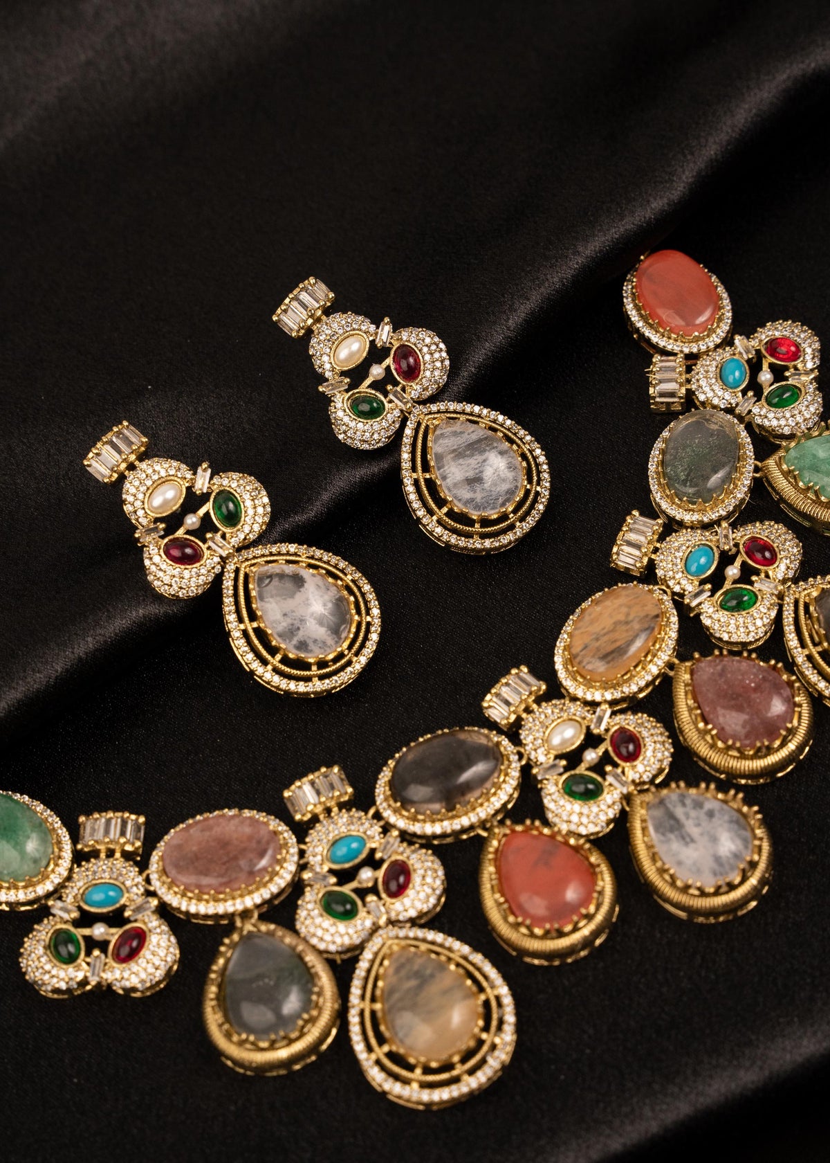 Sabyasachi Inspired Choker Necklace Set/ Designer Necklace/ Indian Wedding Jewelry/ Trendy Statement Necklace/ Wedding Jewelry/ Multicolor